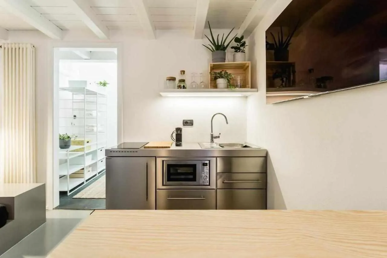 Your Secret Place Cernobbio Apartment 0*,
